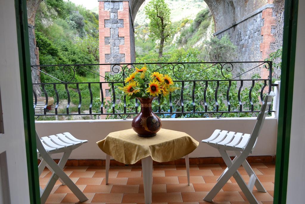 Hotel Villa Bina Sant'Angelo  Pokój zdjęcie