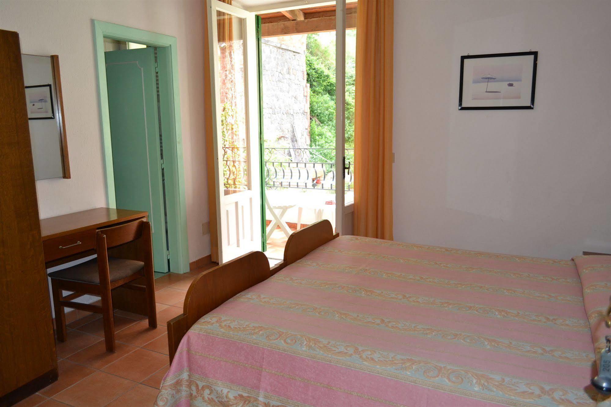 Hotel Villa Bina Sant'Angelo  Zewnętrze zdjęcie