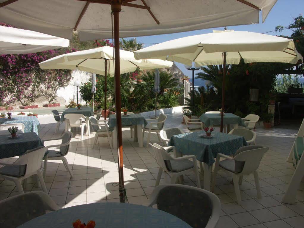 Hotel Villa Bina Sant'Angelo  Zewnętrze zdjęcie