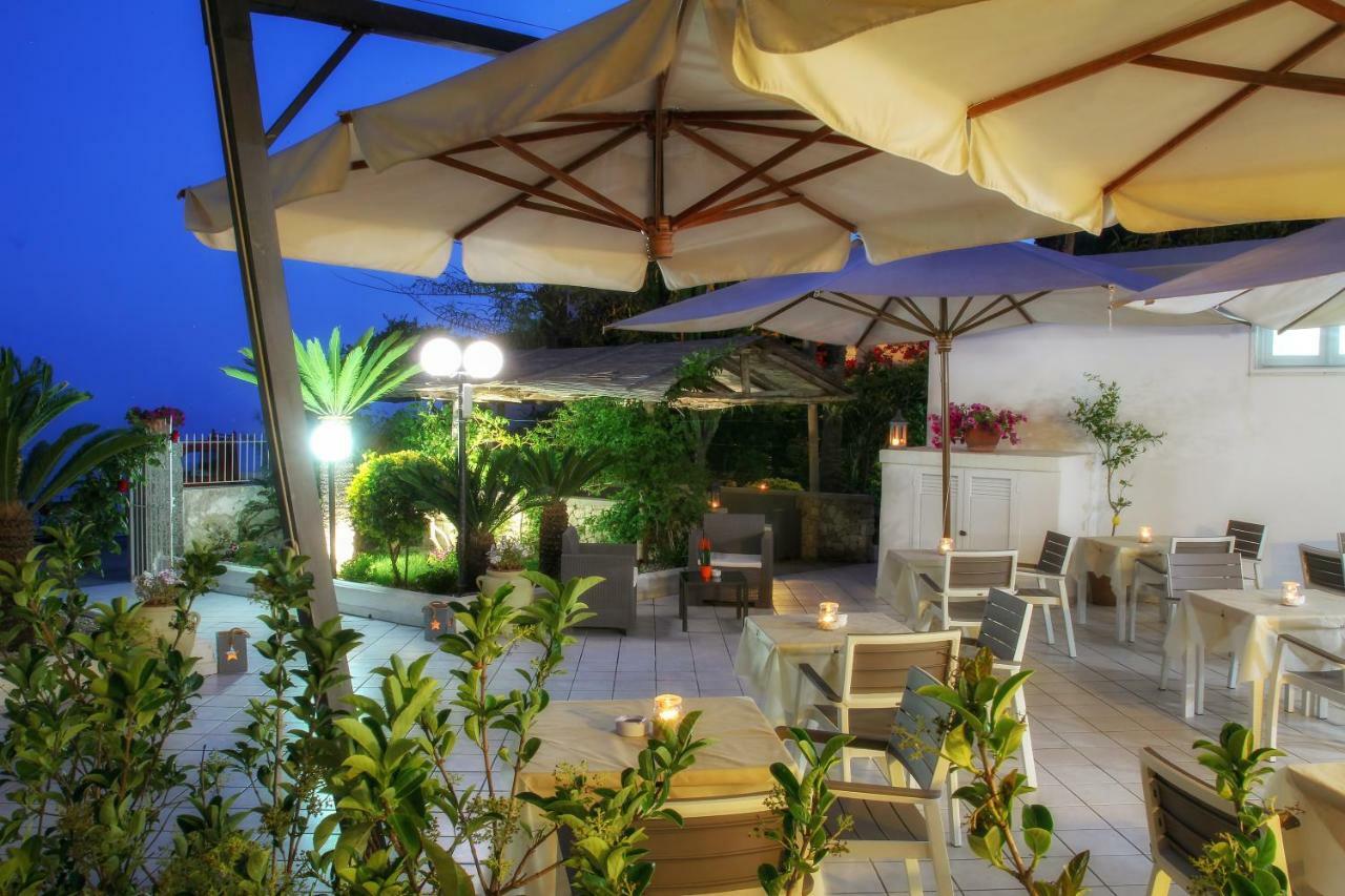 Hotel Villa Bina Sant'Angelo  Zewnętrze zdjęcie